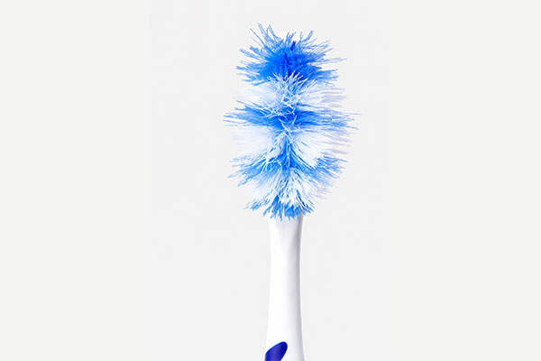 toothbrush-blue-white